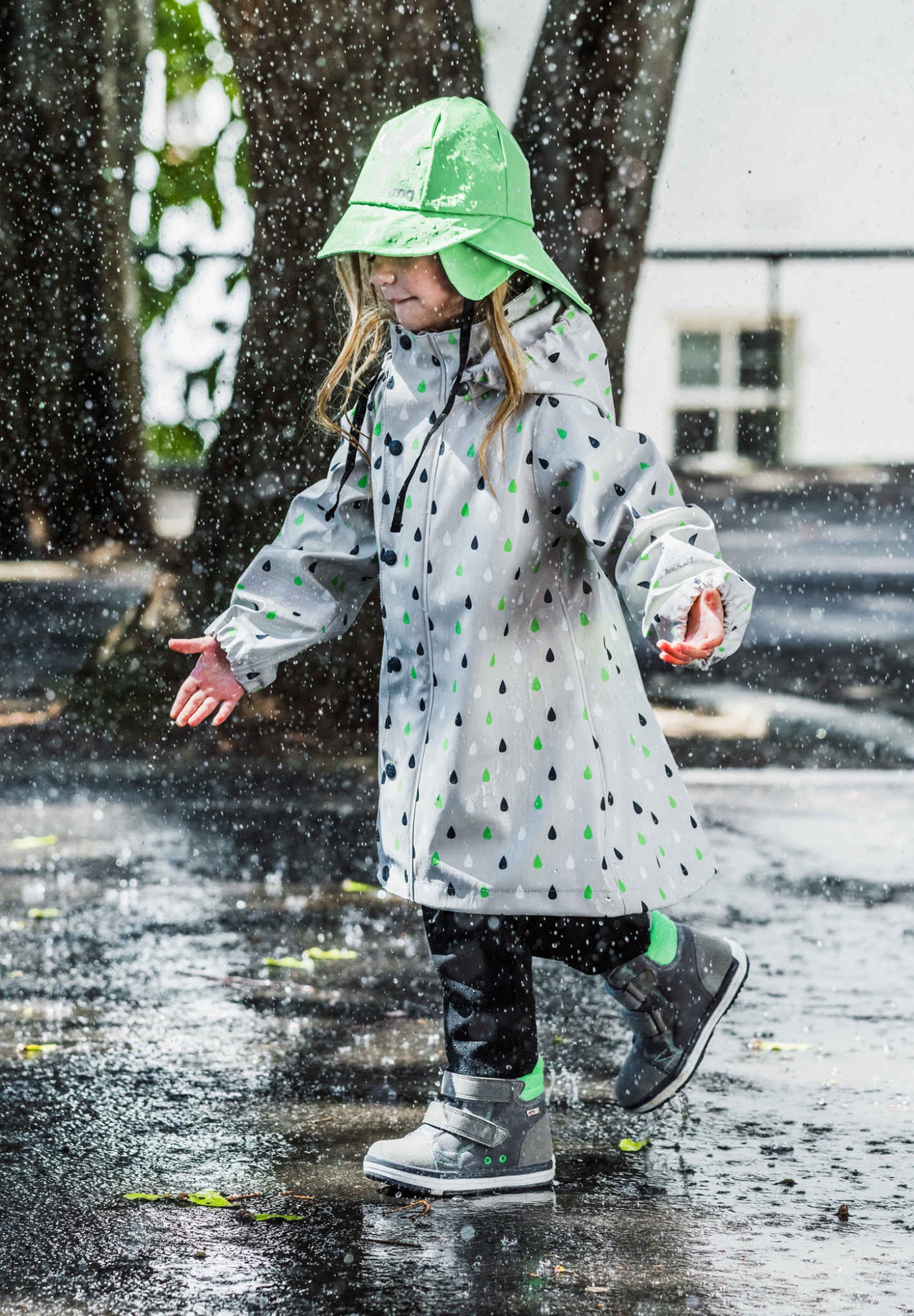 Детская куртка-дождевик Reima Vatten Серая | фото